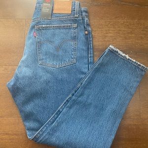 levi’s wedgie size 30 athens shut it